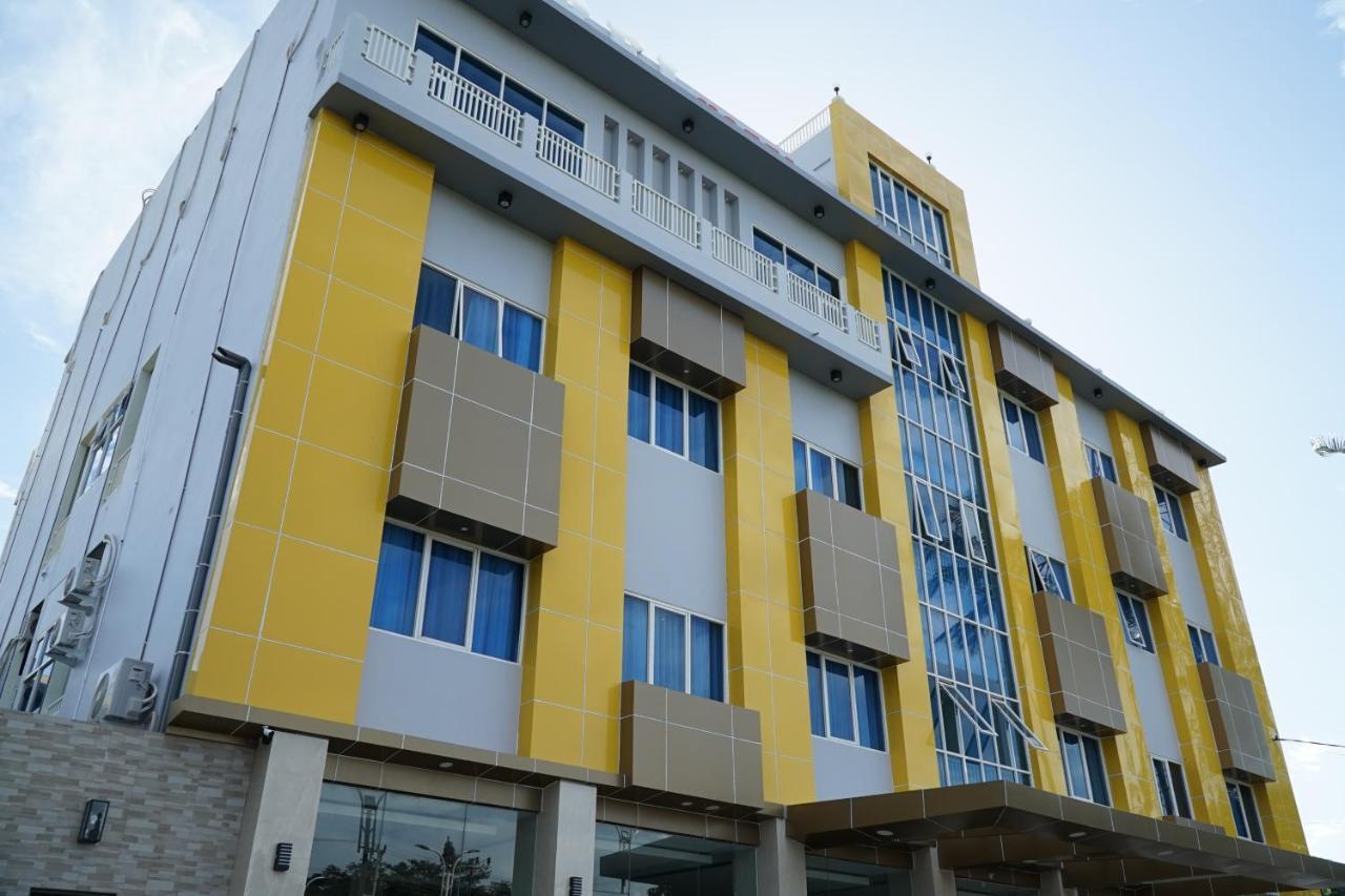 Kirei Hotel Bantaeng Luaran gambar