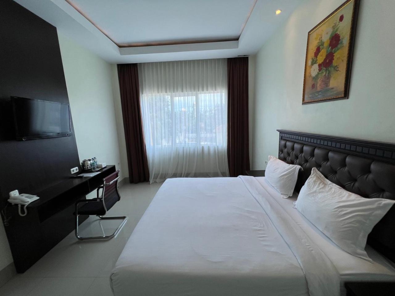Kirei Hotel Bantaeng Luaran gambar