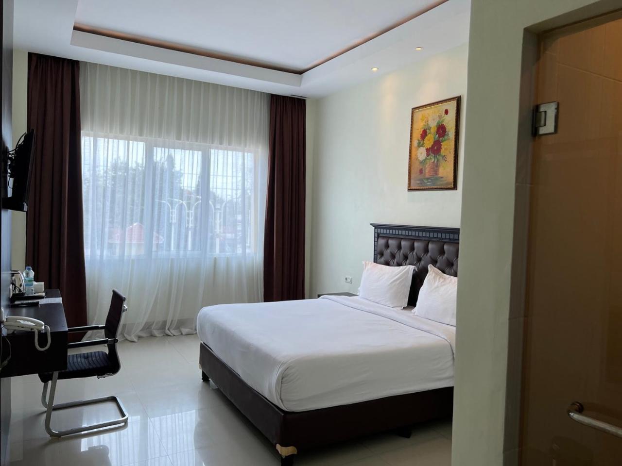 Kirei Hotel Bantaeng Luaran gambar