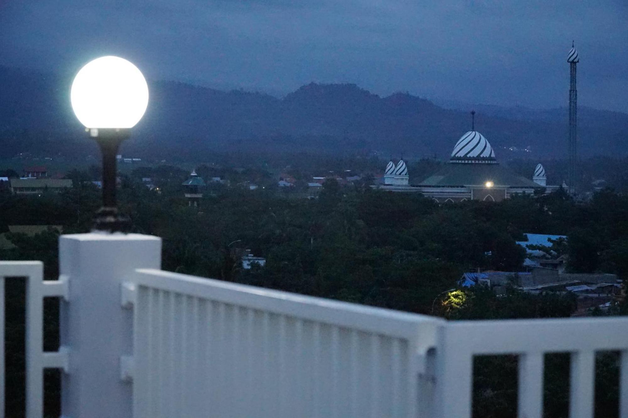 Kirei Hotel Bantaeng Luaran gambar